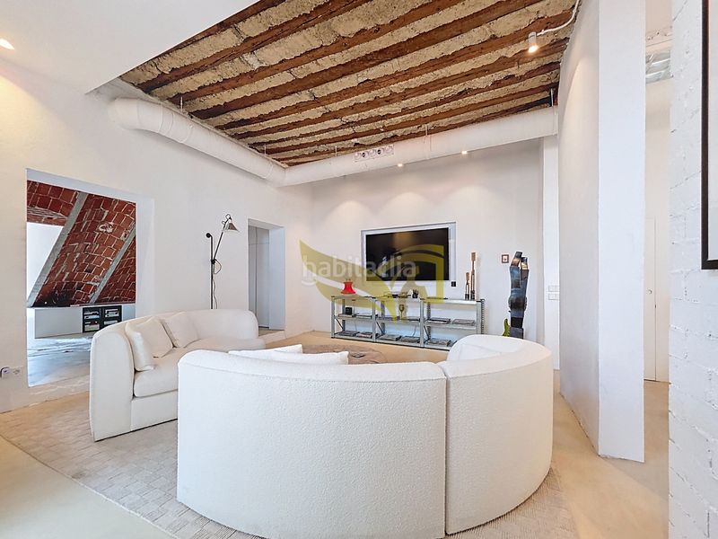 Foto 75715a97-5fae-459a-bbe3-50cc6a615396. Àtic amb calefacció a Sol Madrid