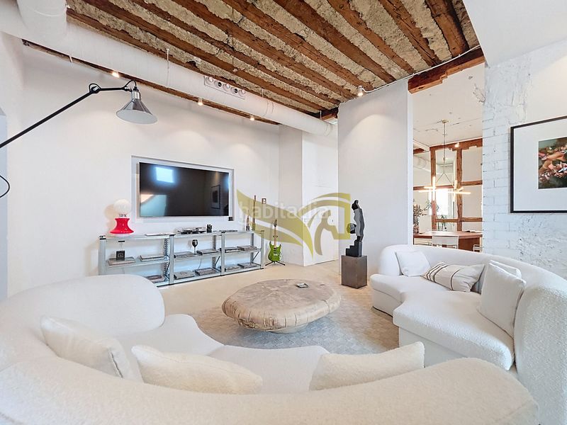 Foto 7f0e37b2-87cc-4927-a9cb-adc638a78843. Àtic amb calefacció a Sol Madrid