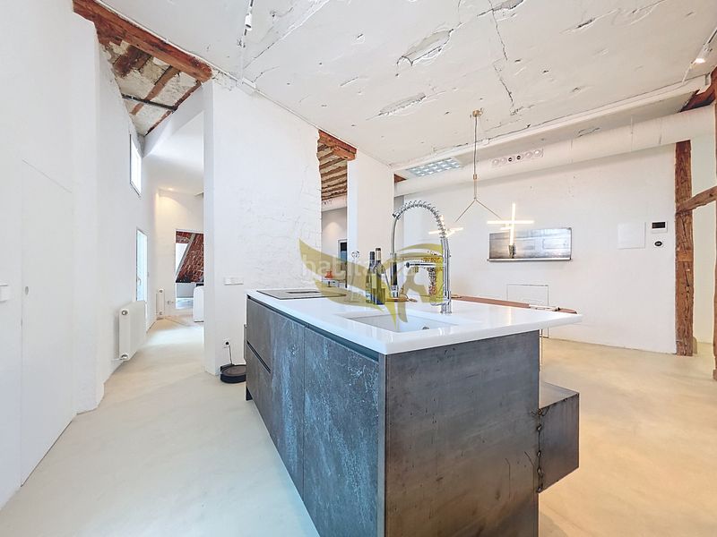 Foto 82bf5112-8dd0-473d-8e3c-f7eb07027169. Àtic amb calefacció a Sol Madrid