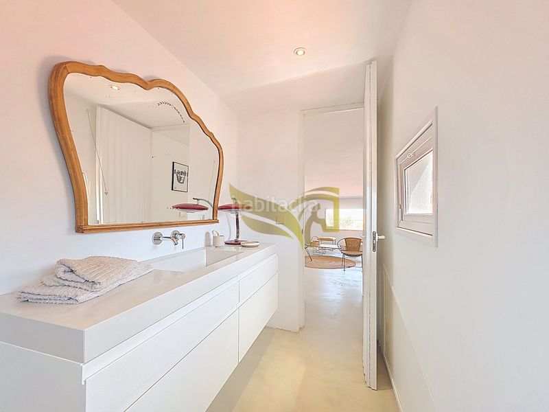 Foto dfe08f71-d8a5-4f43-9768-533e9dc2c7f2. Àtic amb calefacció a Sol Madrid