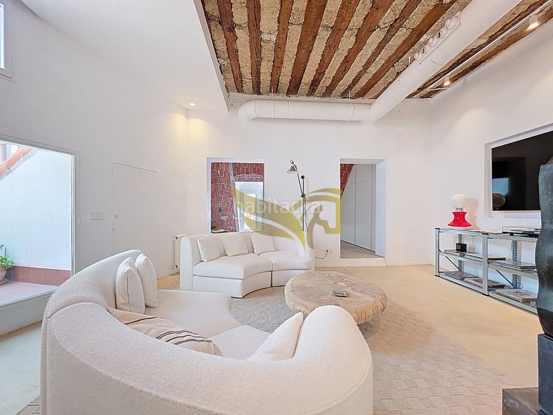 Foto e68800f6-6833-468f-9d7c-bc33bb72fc1e. Àtic amb calefacció a Sol Madrid