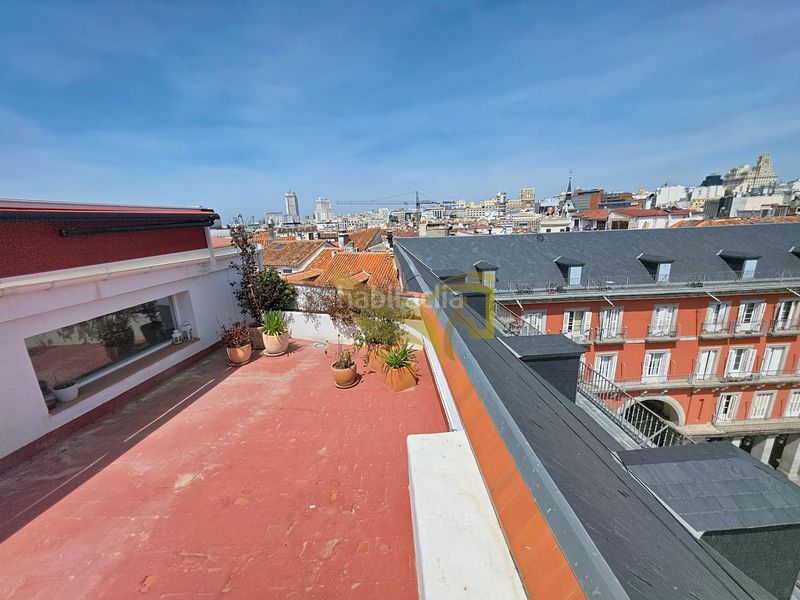 Foto ff096c94-cba2-49aa-9888-7d084da7f68d. Àtic amb calefacció a Sol Madrid