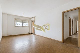 Pis  Calle valencia. Piso en venta en águilas
