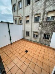 Lloguer Pis  Calle afligidos. Se alquila casa con terraza para estudiantes junto a plaza españ