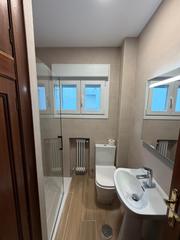 Location Appartement  Plaza de los alféreces. Se alquila piso con terraza en la plaza de los alfereces