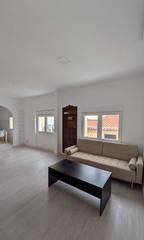 Miete Etagenwohnung  Calle bravo murillo. Se alquila piso a estrenar con terraza en el casco antiguo, en c