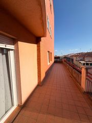 Location Appartement  Calle arrayanes. Se alquila piso para estudiantes con terraza, en c/ arrayanes, j