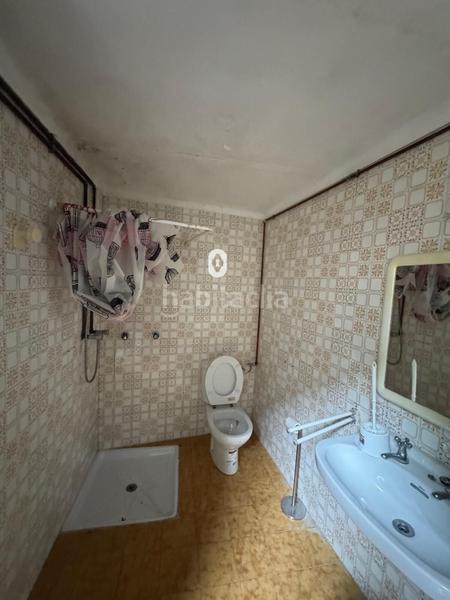 Foto 0f575037-b95e-4241-94c9-cc992749ac55. Chalet se vende triplex . en Lloseta