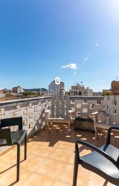 Foto 1293faed-310e-433e-a02c-099d9b67c51a. Àtic a Gran Via de Colom Inca