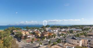 Zweistöckige Wohnung  Carrer nenufars, dels. Piso con terraza y vistas al mar
