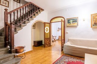 Casa adosada  Jaume iii. Se vende casa de pueblo adosada en pollen�a.