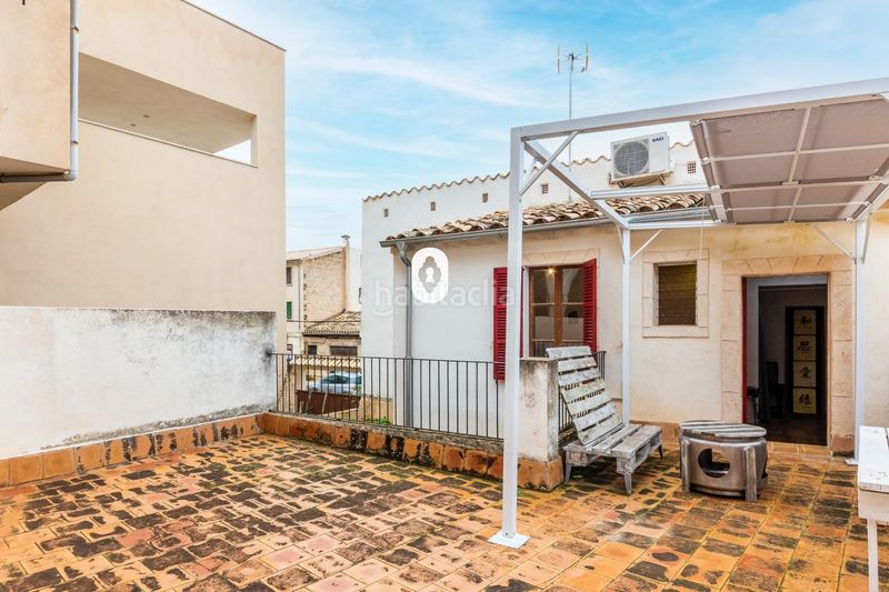 Foto 3e9e87c2-e088-4fce-aab4-785751da28ef. Casa aparellada amb aparcament a Selva