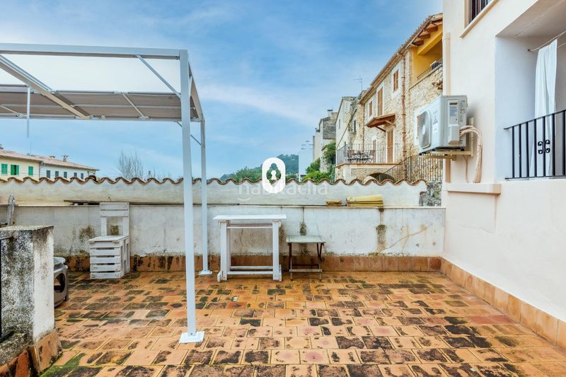 Foto a591a615-62b8-4cf4-bd97-d4a3b786a7d4. Casa aparellada amb aparcament a Selva