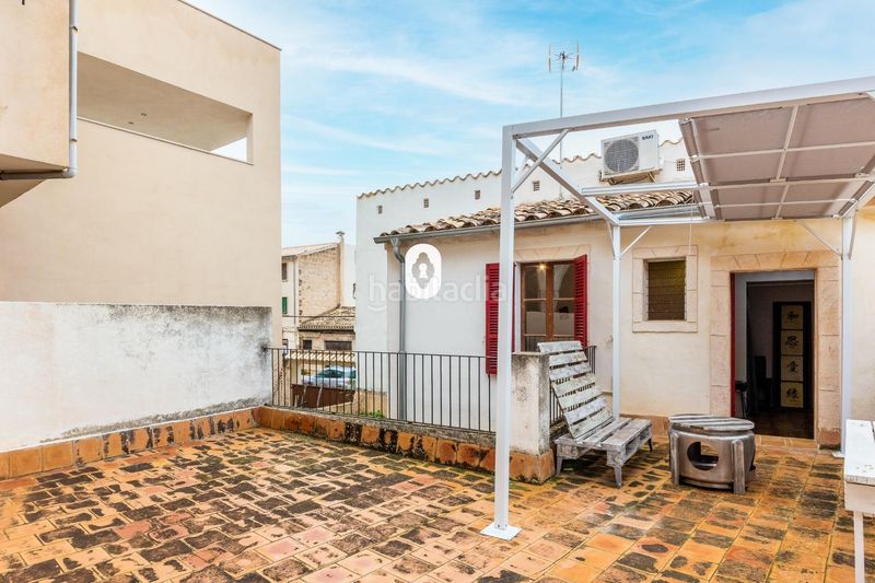 Foto d25ebd10-bdf7-49c2-a2ac-9421339a98f7. Casa aparellada amb aparcament a Selva