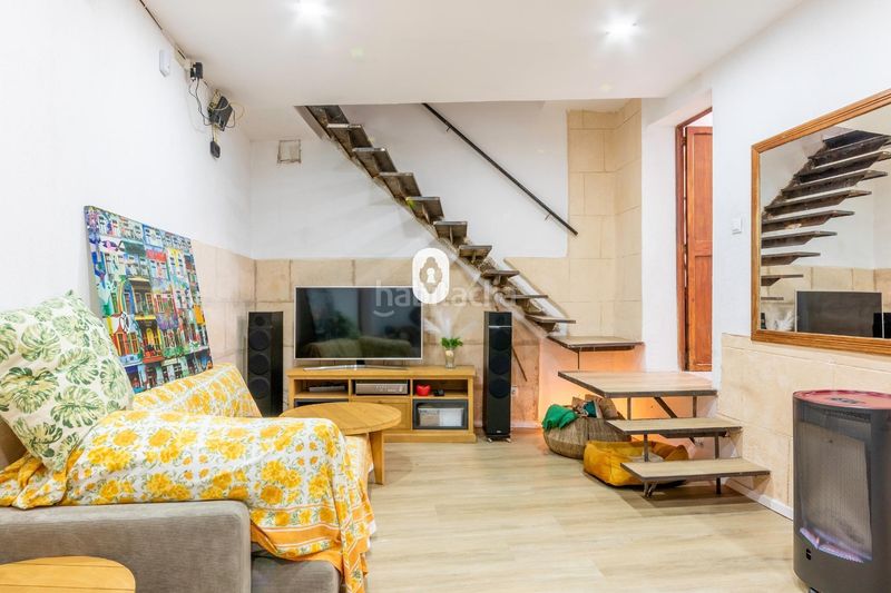 Foto e5a554f1-48f4-4a02-a1f3-38e492760c84. Casa aparellada amb aparcament a Selva
