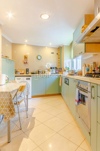 Foto 8792dc1b-d37f-4562-94ba-4a4938036a3a. Àtic amb calefacció a port de Pollença Pollença