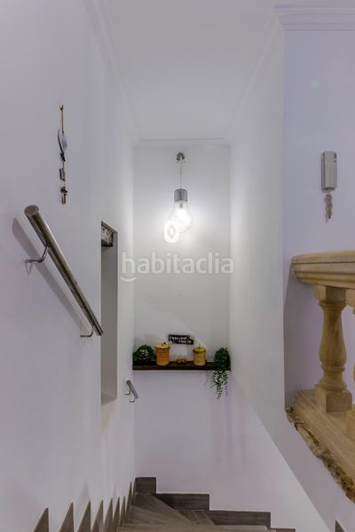 Foto fd6a3edb-c65c-4f07-9a2f-aeb01d49e980. Casa adossada a Centro Inca