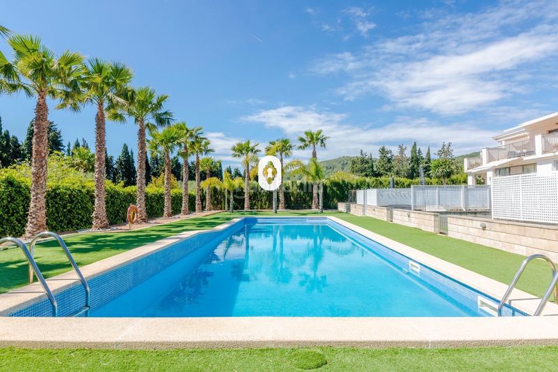 Foto e79ed7c2-acbc-4473-b1b7-5dfbd6a476f3. Casa adossada amb aparcament piscina a Sa Pobla
