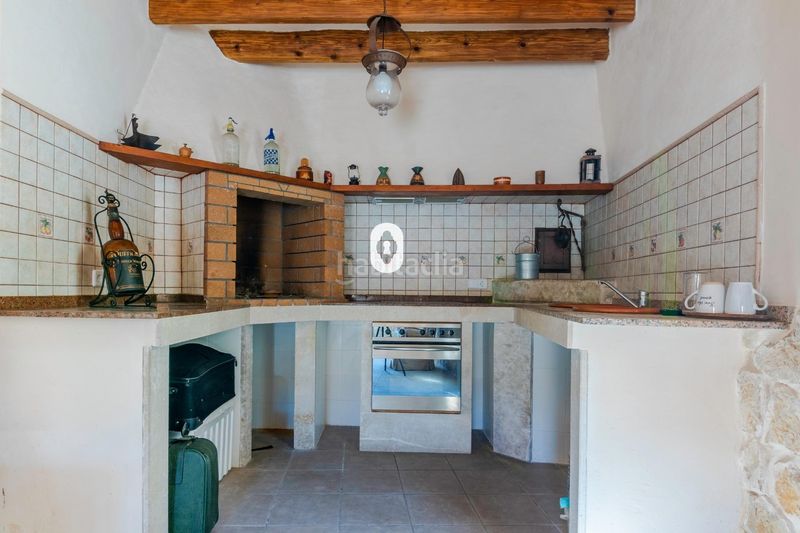 Foto 56714033-d033-4b35-b39d-8a99d9bf3b34. Casa adossada amb aparcament a Selva