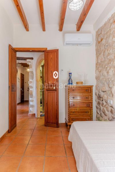 Foto 967804b0-3fe6-4063-8d40-3a81431c3ed2. Casa adossada amb aparcament a Selva