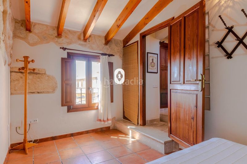 Foto 9f9c5159-0b6c-4497-86f3-80f98a51d13b. Casa adossada amb aparcament a Selva