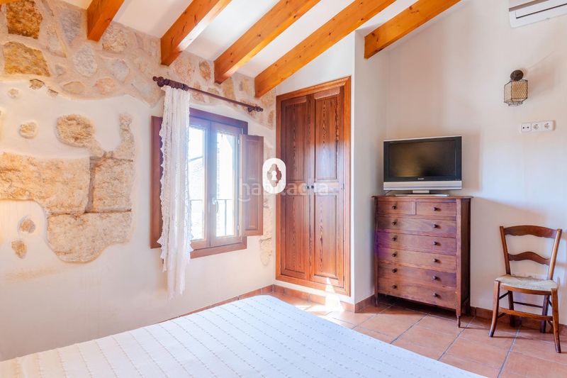 Foto d9157d8f-fcfc-474e-a738-a0164faa35bc. Casa adossada amb aparcament a Selva
