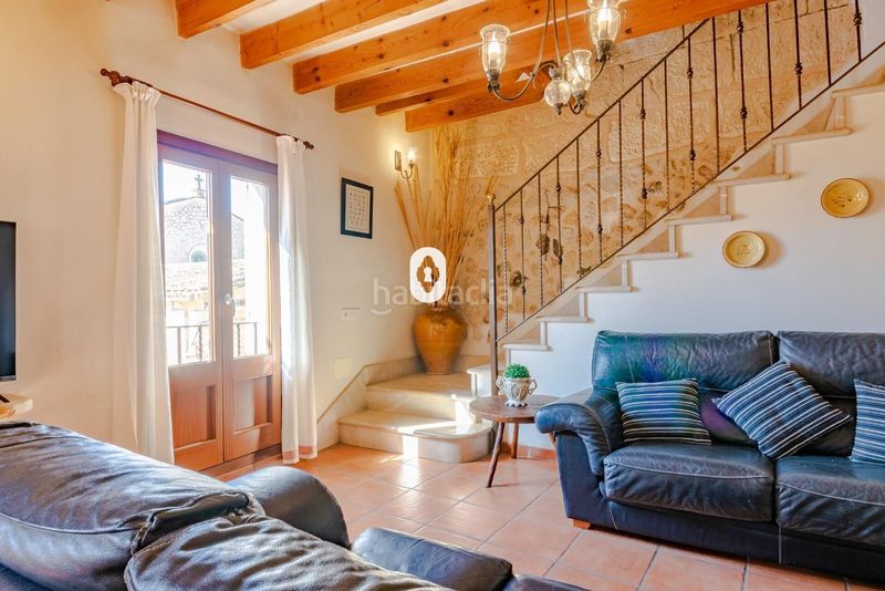 Foto e8c48040-b90b-481f-b604-cff4a80c565e. Casa adossada amb aparcament a Selva