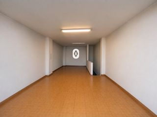 Local Comercial  Carrer de blatera. Local comercial en venta en son ferriol palma.