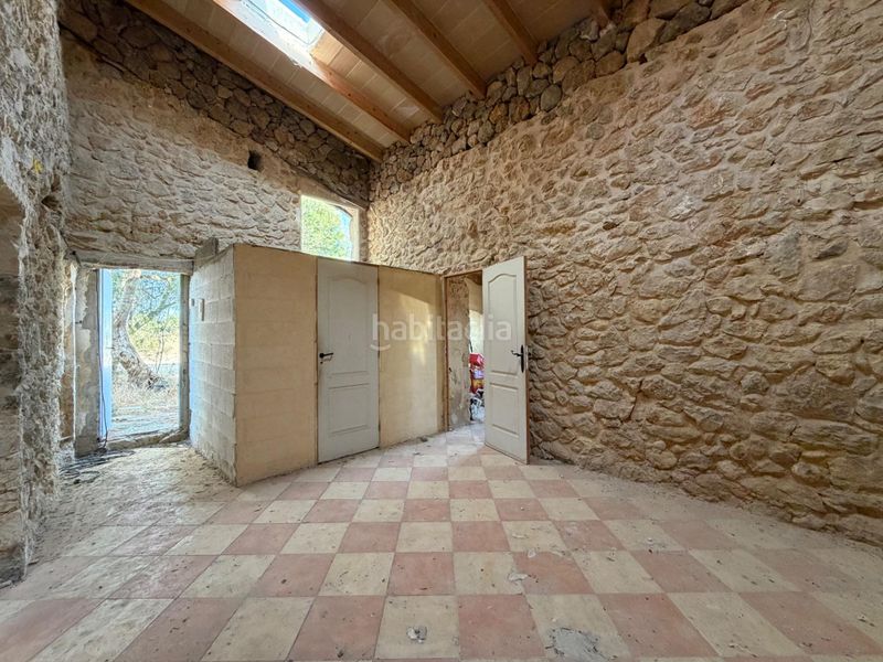 Foto 76cafb31-6469-4500-9b98-f83da0d0cee6. Masía f rústica en terreno edificable a las afueras . en Inca