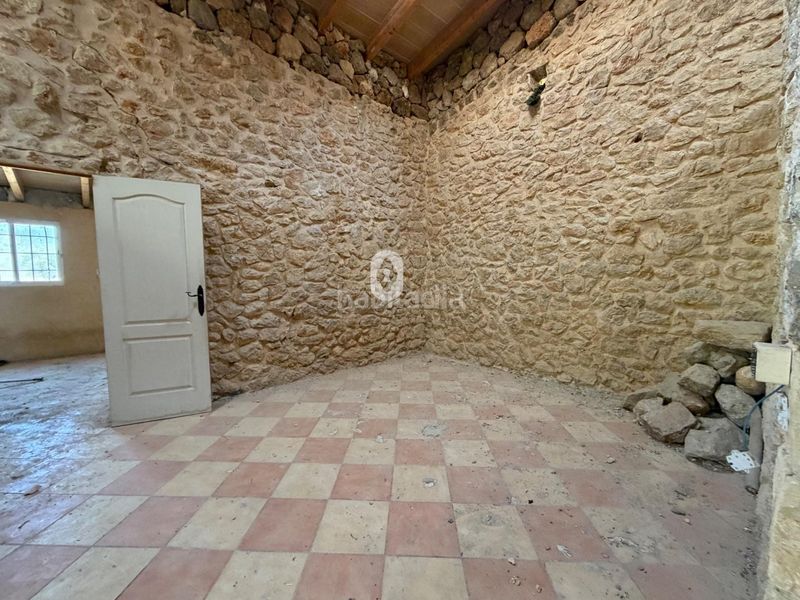 Foto c9142e8d-a0f8-4246-a592-ed206c1869e2. Masia amb aparcament a Zona Periurbana Inca