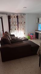 Pis a Olivenza. Piso en los amigos