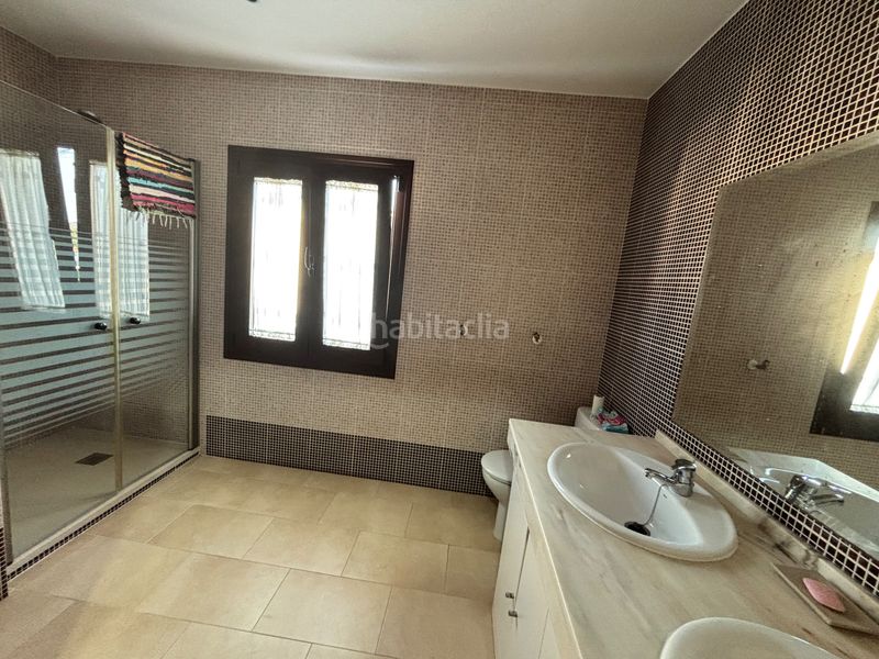 Foto a31ea540-8371-4289-b219-f13c3b4ffc89. Casa amb calefacció a Olivenza