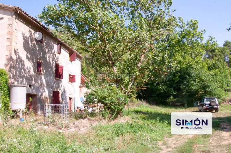 Foto 56b3290d-dc59-421b-a6db-4739868449fe. Bauernhof mit parking in Gaià