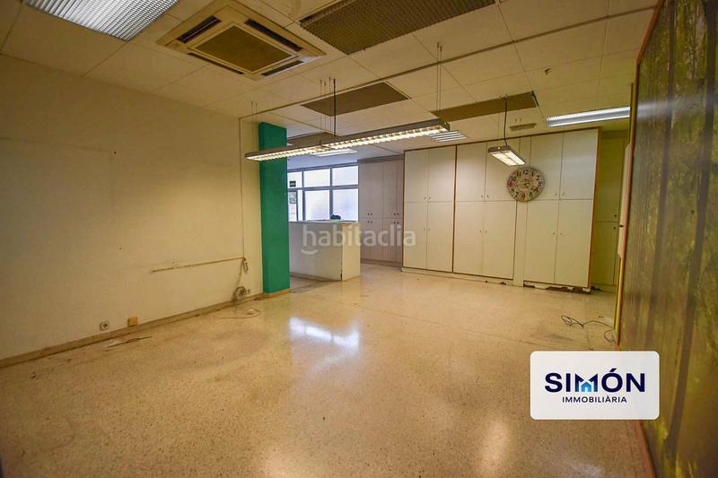 Foto 02f373cd-3b42-4485-bc52-32eb00733a60. Local comercial a de mossèn vall 24 a Valldaura-Carretera de Cardona Manresa