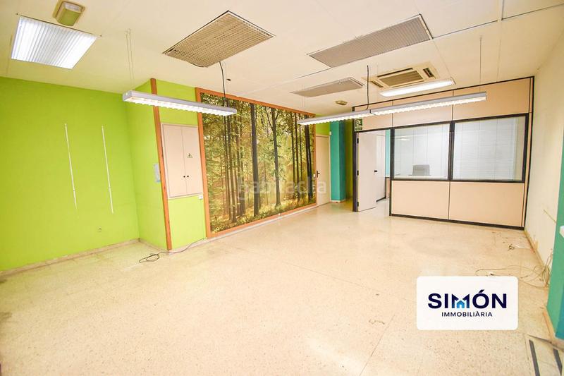 Foto e5c3749b-99c2-4b54-97cd-bf59b3d0affe. Local comercial a de mossèn vall 24 a Valldaura-Carretera de Cardona Manresa