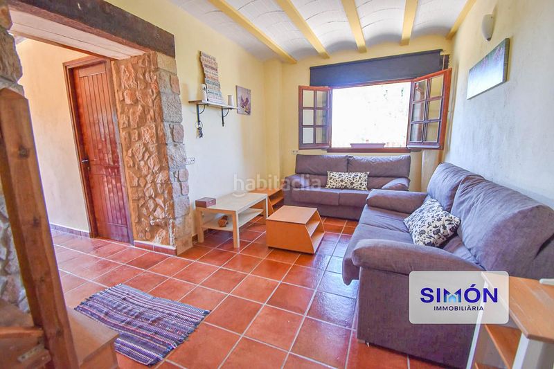 Foto 0ed4a019-a325-4db1-8ad0-f1d690ce83a0. Country house with heating pool in Sant Pere Sallavinera