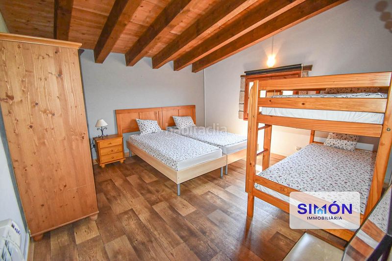 Foto 58d6a9a4-3eb7-47c0-8ded-441f235d09e5. Country house with heating pool in Sant Pere Sallavinera