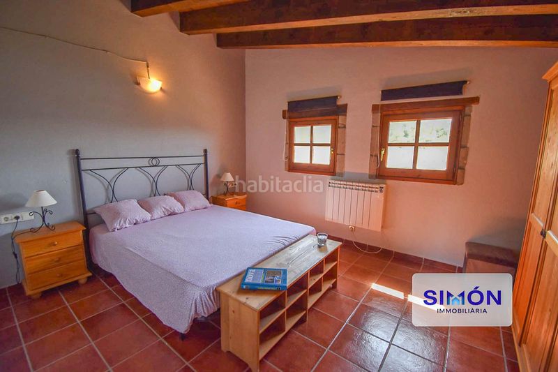 Foto 88ec5374-ff7d-4efc-9cb0-be5831e2ffc0. Country house with heating pool in Sant Pere Sallavinera