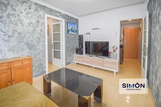 Pis a Font dels Capellans - Sagrada Familia. Inversores! práctico piso de 55m2, 3 habitaciones, alquilado