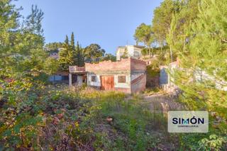 Chalet in Cami l'ermita de lurdes 237. Fantstica parcela en pinedes de castellnou de 633m, con planos