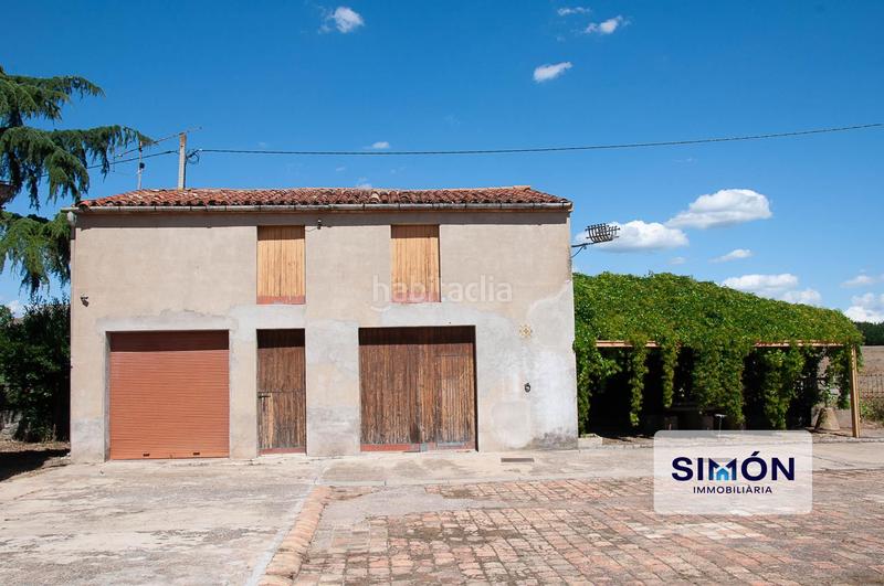 Foto c331fa3a-b1d8-4629-8bba-ac3de8031560. Masía exclusiva torre , tranquila, privada y excelentes vistas a montserrat! en Manresa