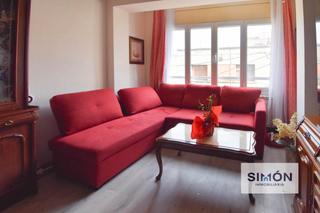 Pis a Sant Joan de Vilatorrada. Luminoso piso de 65 m2 con 3 habitaciones y trastero