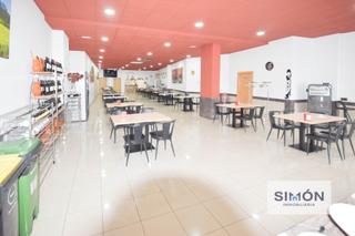 Trapasso Locale commerciale in Font dels Capellans - Sagrada Familia. Se traspasa restaurante moderno esquinero de 462m2 en ubicación