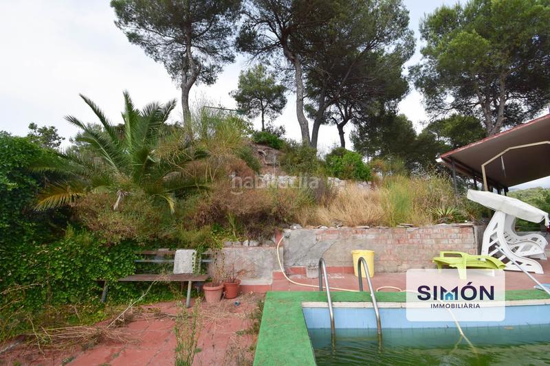 Foto 01d19cab-21d8-4436-917a-2b2231499a1a. Haus mit parking pool in Rellinars