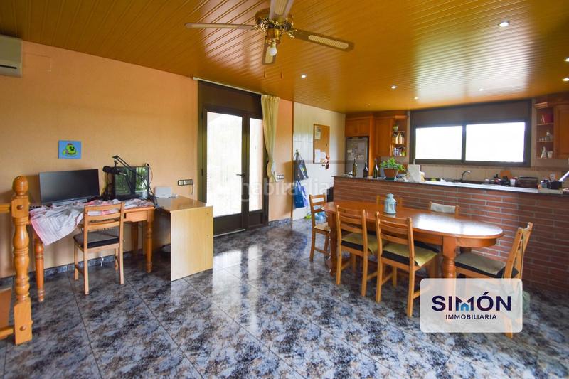 Foto 28f773d1-05e1-4581-8395-2fdb5313731e. Haus mit parking pool in Rellinars