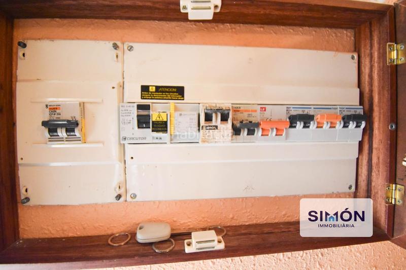 Foto 7a21cf05-5337-4707-a854-a68a2e20a6ac. Haus mit parking pool in Rellinars