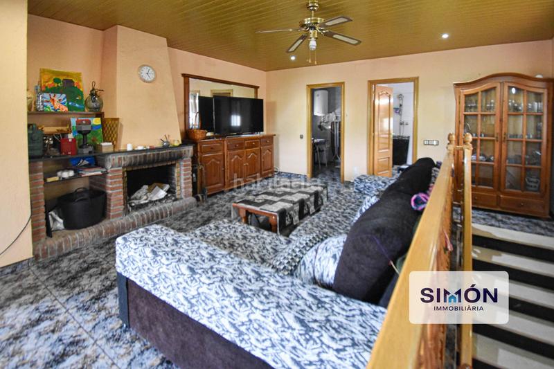 Foto 95f4eef6-98a4-414d-ba03-15c0cf0e8786. Haus mit parking pool in Rellinars