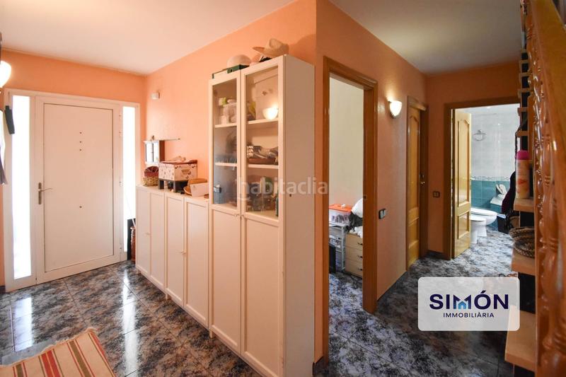 Foto 97d12e87-3fd8-445b-8771-410593bab317. Haus mit parking pool in Rellinars