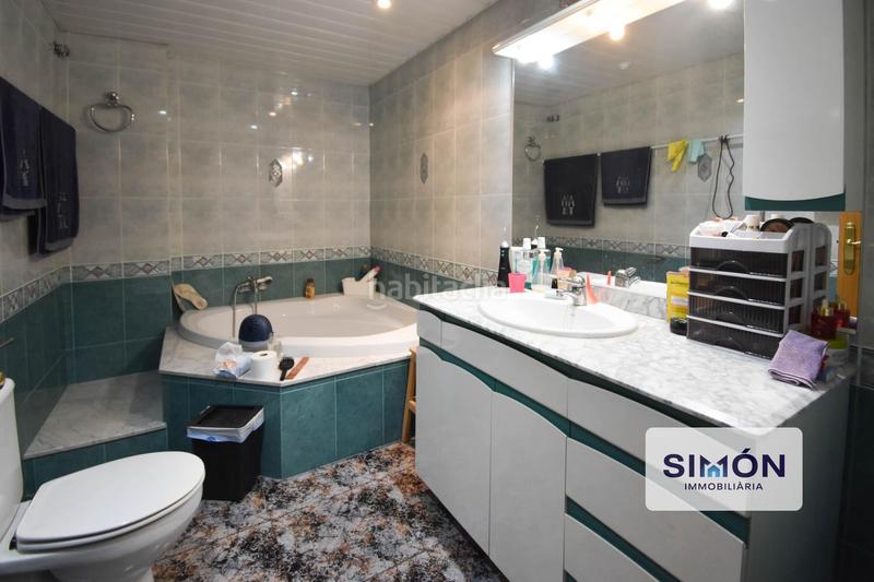 Foto b17ead40-2f9c-450b-acdc-6be53e5d81d8. Haus mit parking pool in Rellinars