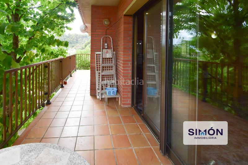 Foto d12a2b9d-24aa-4d52-9b99-460ba58c2cf8. Haus mit parking pool in Rellinars